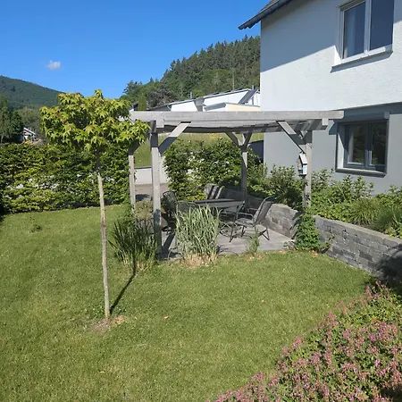 Hochstein アパート メンディグ